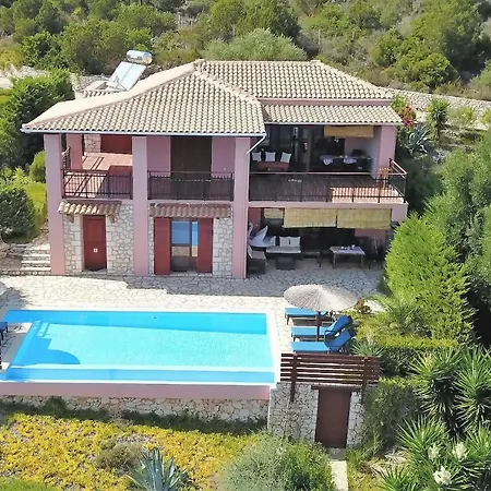 Beachfront Villa Eva * Évyiros
